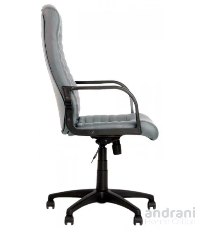 Офис стол Boss