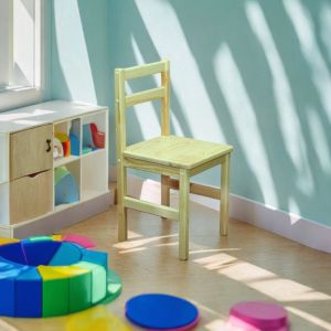 Детски стол от борово дърво „NaturPin”