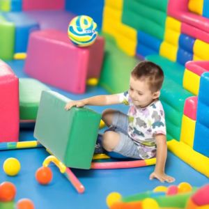 Блок за игра с паралелепипед