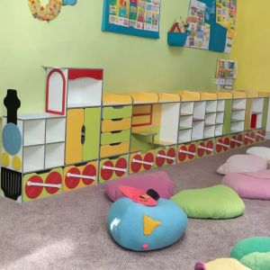 Комплект мебели „Детският експрес”