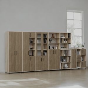 Частично затворен шкаф